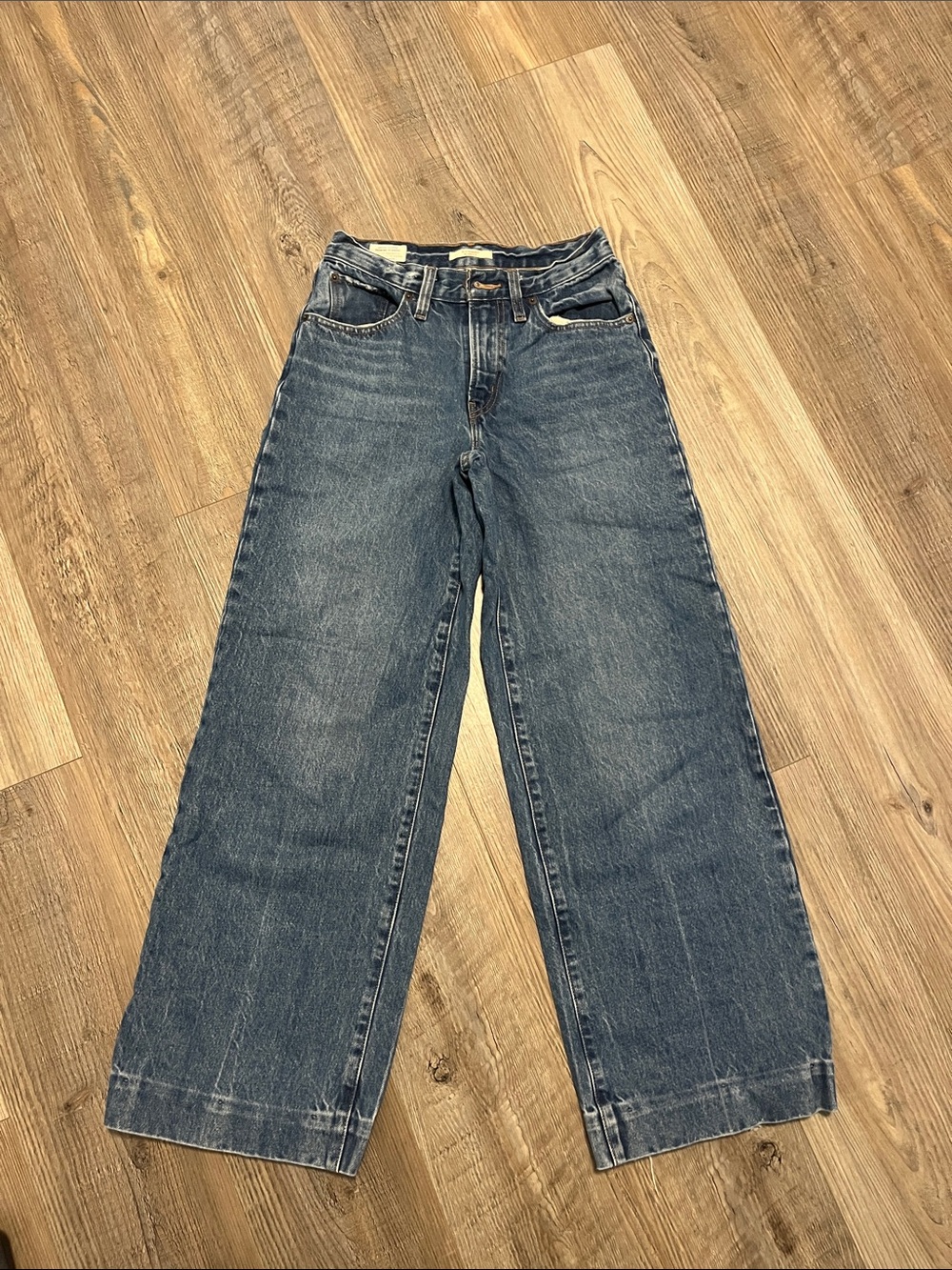 Levi's Wide Leg Jeans in Faded Blue Denim